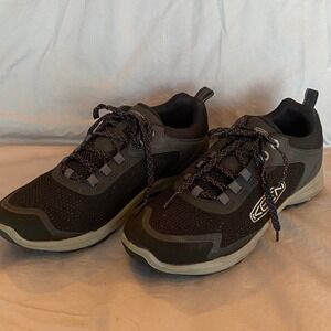 KEEN Women's Black Trail Hiking Running Shoes Athletic Sneakers Size 7.5